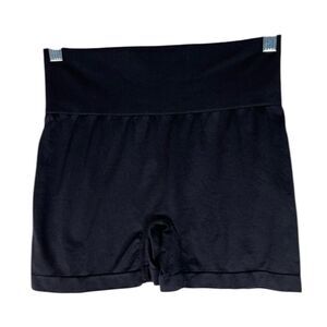 OQQ Butt Lifting Yoga Short Womens Black High Waist Tummy Control Ruched Booty L